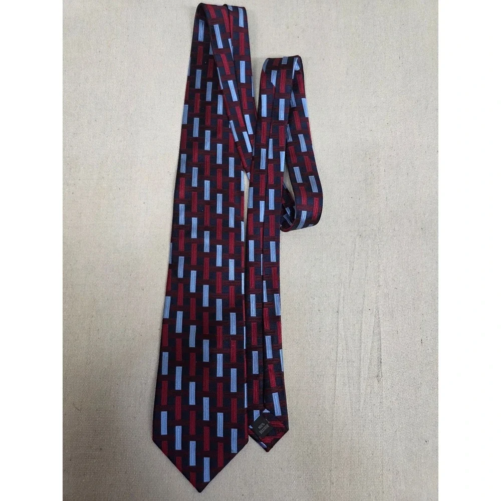 Bachrach Mens Silk Necktie Burgundy Red Blue Geometric‎ Basketweave Pattern Tie